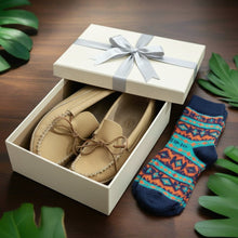 Load image into Gallery viewer, Men's Smooth Moose Hide Moccasins
