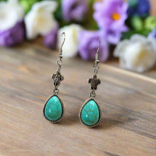 Load image into Gallery viewer, Mocs N More Earrings -  Turtle