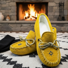 Load image into Gallery viewer, Ladies Moose Hide Suede Moccasins