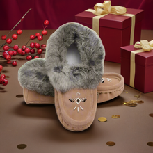 Load image into Gallery viewer, Ladies Moccasins - Laurentian Chief Moccasins Cappuccino
