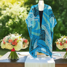 Load image into Gallery viewer, Ladies Fashion Wraps - Spirit Wolf