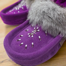 Load image into Gallery viewer, Ladies Moccasins - Laurentian Chief Moccasins Vivacious Violet