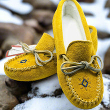 Load image into Gallery viewer, Ladies Moose Hide Suede Moccasins