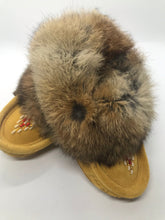 Load image into Gallery viewer, Kids Laurentian Chief Moccasins