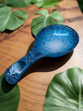 Load image into Gallery viewer, Blue Pearl Feather Spoon Rests