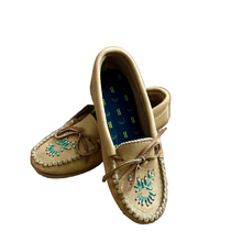 Load image into Gallery viewer, Yänonhchia' Women's Outdoor Leather Moccasins - Hand Beaded Moose Hide