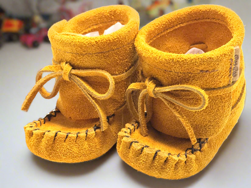 Baby Wrap A Round Moccasins - Tan