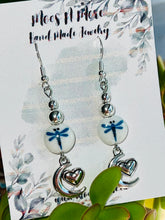 Load image into Gallery viewer, Mocs N More Earrings -Dragonfly