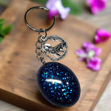 Load image into Gallery viewer, Mocs N More - Wolf Keychains