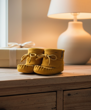 Load image into Gallery viewer, Baby Wrap A Round Moccasins - Tan