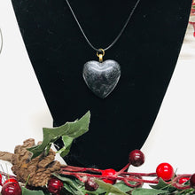 Load image into Gallery viewer, Mocs N More Necklaces Heart