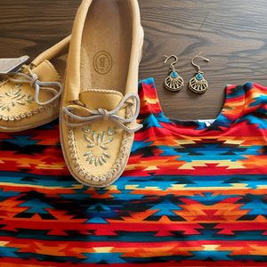 Ladies Beaded Smooth Moose Hide Moccasins
