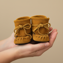 Load image into Gallery viewer, Baby Booties - In Parent's Hands