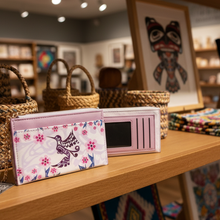 Load image into Gallery viewer, Boutique display - no tags