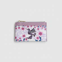 Load image into Gallery viewer, Clean close-up of wallet