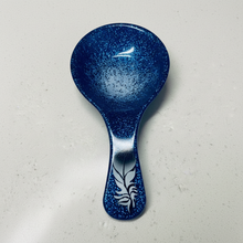 Load image into Gallery viewer, Clean counter overhead view