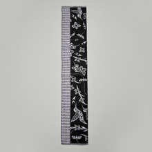 Load image into Gallery viewer, Clean scarf side 1