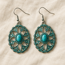 Load image into Gallery viewer, Earrings styled on ivory linen