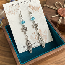 Load image into Gallery viewer, Gift-ready presentation on display card