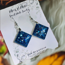 Load image into Gallery viewer, Mocs N More Earrings - A Little Bit of Sparkle