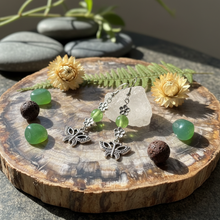 Load image into Gallery viewer, Lifestyle shot on natural surface