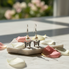 Load image into Gallery viewer, Lifestyle shot with natural elements