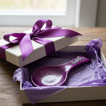 Load image into Gallery viewer, Luxurious gift box presentation