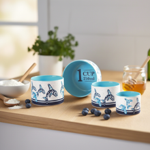 Load image into Gallery viewer, Orca Measuring Cups - Baking