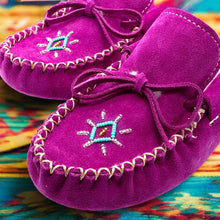 Load image into Gallery viewer, SALE Fuchsia Ladies Moccasins