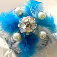 Load image into Gallery viewer, Mocs N More Ornaments - Feathers &amp; Pearls