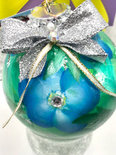 Load image into Gallery viewer, Mocs N More Ornaments - Flower Collection