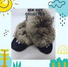 Load image into Gallery viewer, Kid&#39;s Fur Trimmed Moccasins Lined - Navy Blue ON SALE